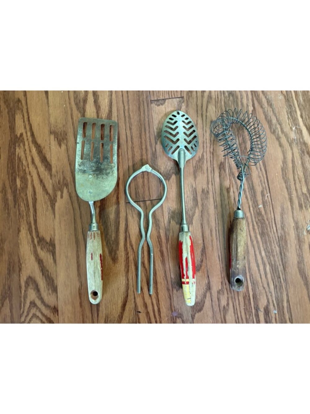 Vintage Kitchen Items - Picture 2 of 2